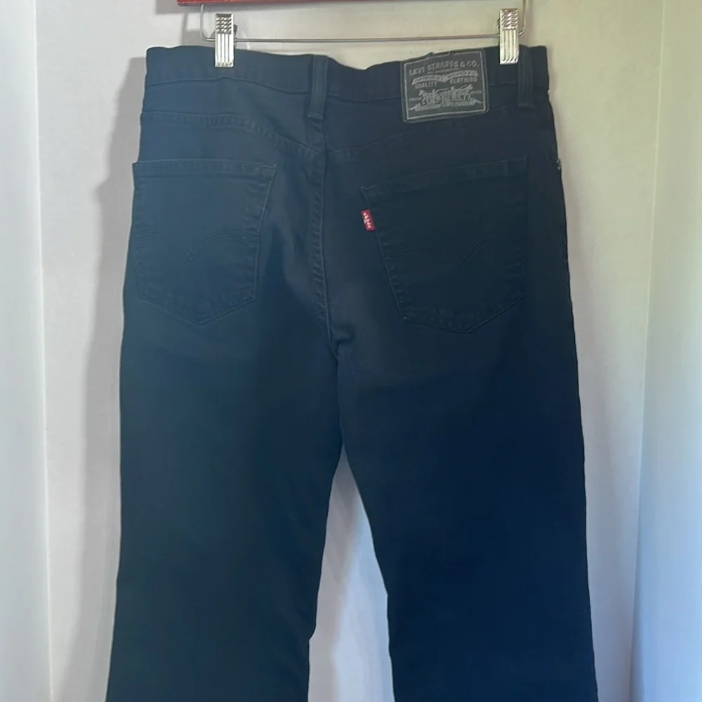 Levi’s black jeans size 30x32